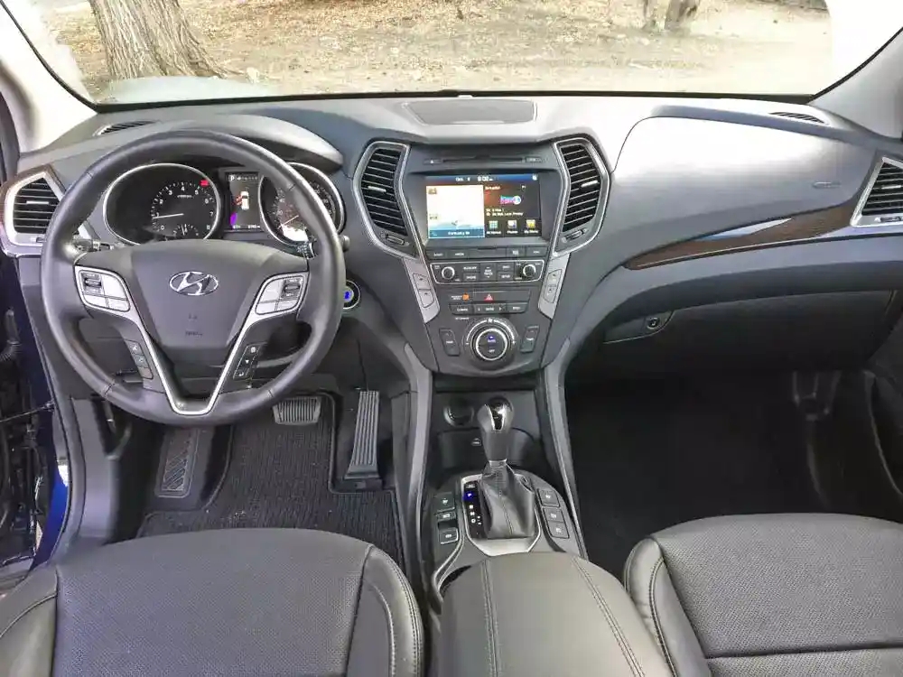 Santafe interior